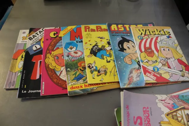 Lot de 37 bande dessinée vintage à couverture souple "Casimir, Heidi,Astro" etc