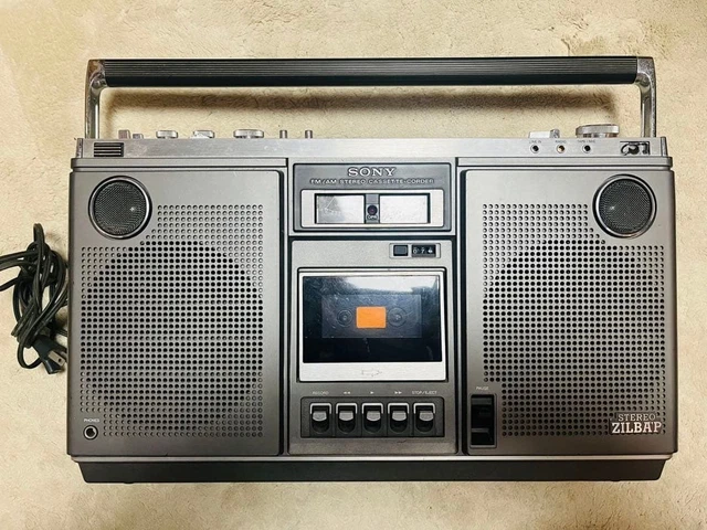 BOOMBOX CD/RADIO/CASSETTE PORTABLE JVC PC-X55, testé/fonctionne EUR 60,66 - FR