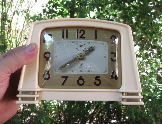 Réveil Numérique Décoratif Avec Chargeur Usb Haut-Parleur Bluetooth Mini Radio Stéréo