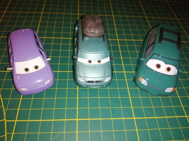 lot de  voitures cars disney pixar metal  d occasion rare mattel