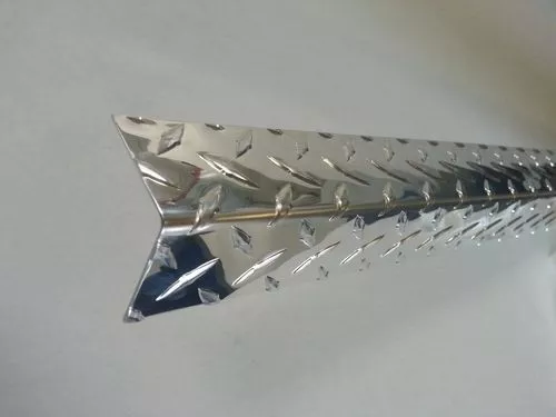 1/8" Aluminum Diamond Plate Corner Guards Angle 1 1/2" x 1 1/2" x 48"