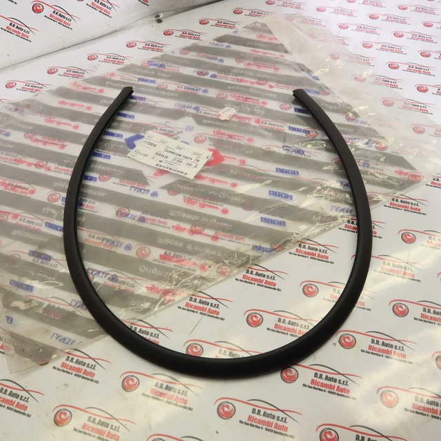 Joint D'étanchéité Filtre à Air Noir - Compatible Fiat 500, Punto, Panda, Etc. - Référence OEM 71748095 / 1677161