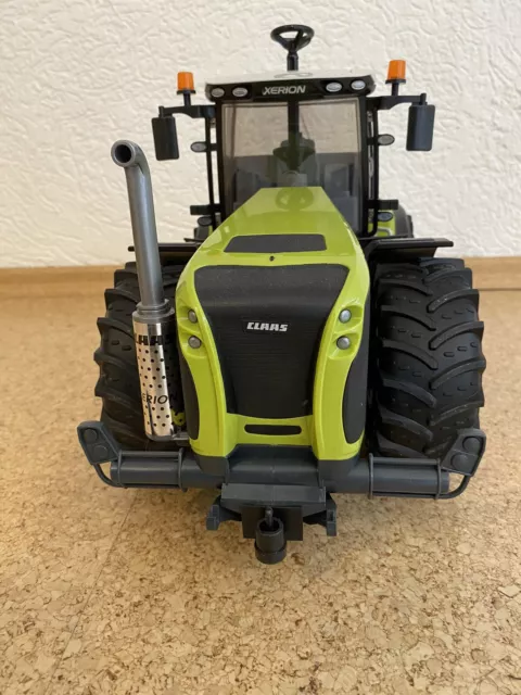 BRUDER 03015 Claas Xerion 5000