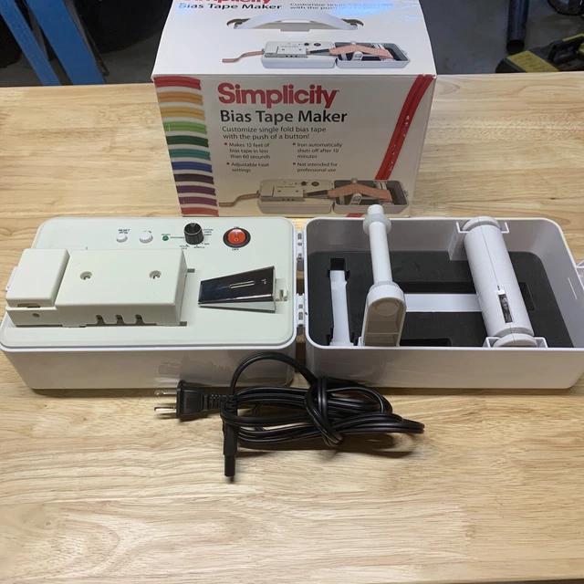 Simplicity 881925 Bias Tape Maker Original Box Nice! Simplicity 881925 Bias Tape Maker Original Box Nice!