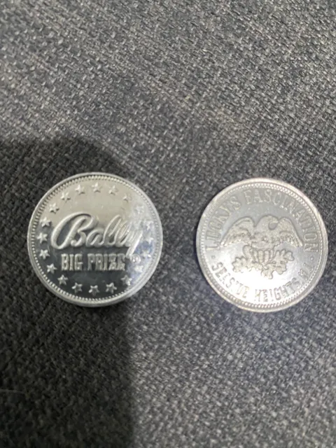 BALLY BIG PRIZES VENDING FRUIT MACHINE TOKENS X 50 Coins