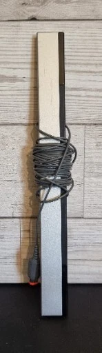 Official Wii sensor bar