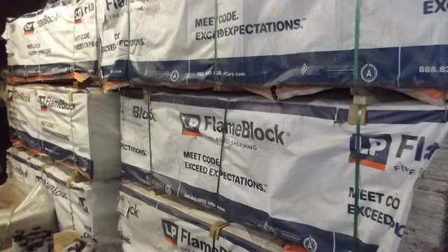 LP FlameBlock Fire Rated OSB Sheathing 96" x 48" x 19/32", 36 Sheets Full Bundle