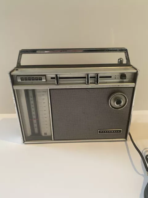 Vintage Panasonic Radio Model (#RD-1600)