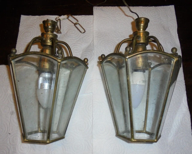 Lampe suspendue en laiton et verre Art Déco de style Adolf Loos, années Lampe suspendue en laiton et verre Art Déco de style Adolf Loos, années
