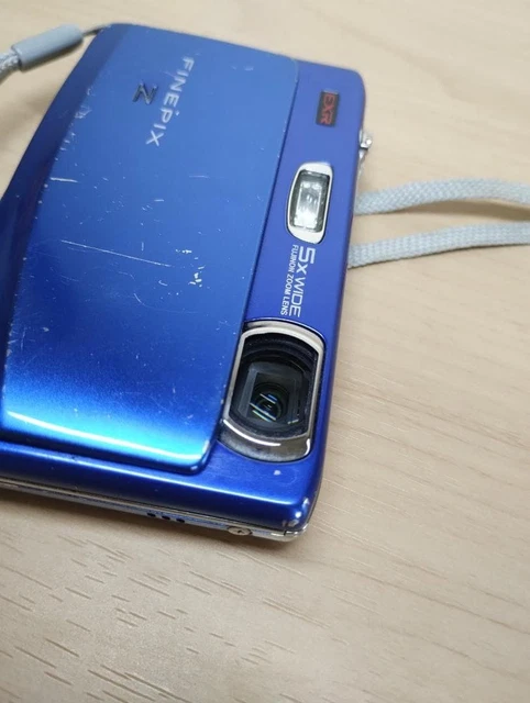 FUJIFILM FINEPIX Z900EXR Blue Digital Camera 16.0MP 5x Zoom ISO