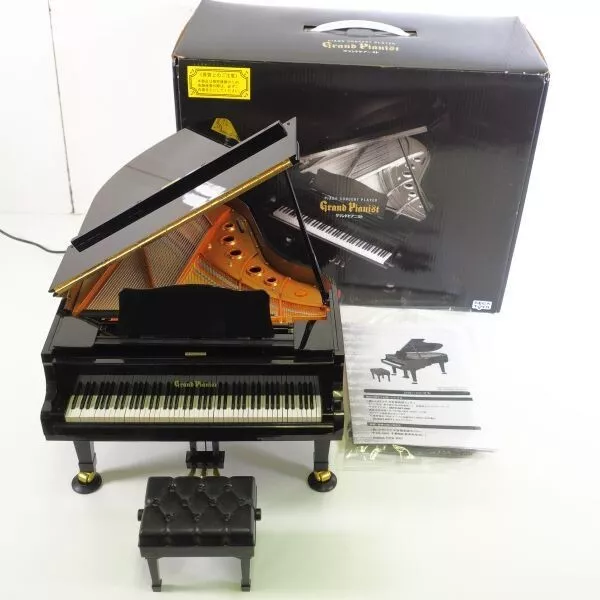 SEGA TOYS Black Grand Pianist 1/6 miniature grand piano