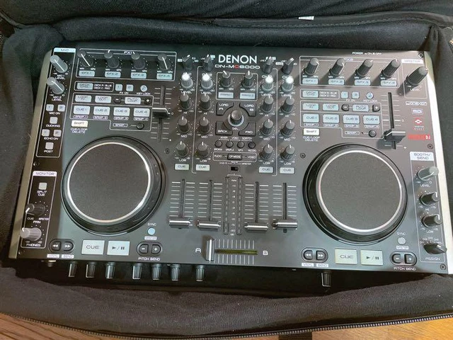 DENON DN-MC6000 4ch DJ Controller Mixer Traktor Virtual 4-Channel Black