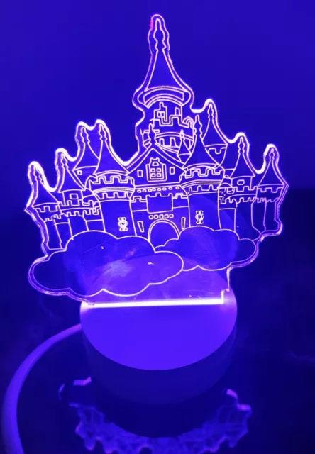 Princess Castle Creative 3D LED Nachtlicht Tischlampe Farbwechsel Plug In