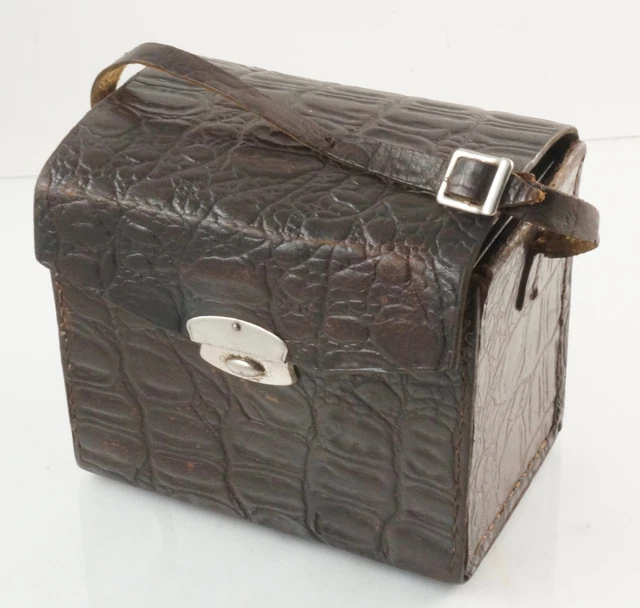 Antigua cámara caja Agfa 6x9 con bolsa de cuero aprox. años 30.  (3X47)