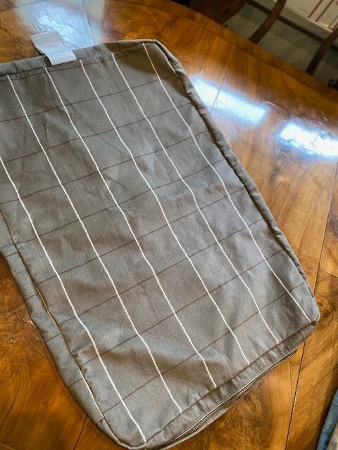 New Orvis ToughChew® Platform Dog Bed Cover only Medium  24" x 36" 3
