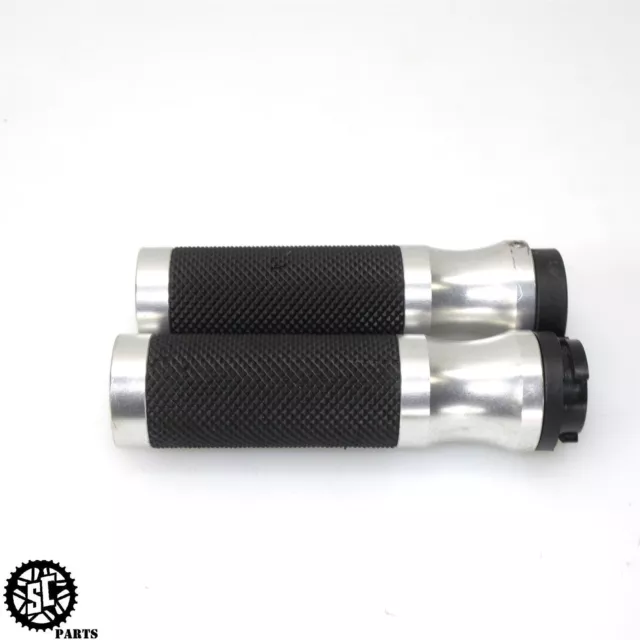 2015-2019 Ducati Monster 821 Throttle Tube Handlebar Grips Rizoma D13