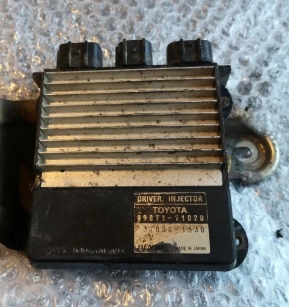 TOYOTA HILUX LANDCRUISER Injector Driver Control Unit ECU 8987171020
