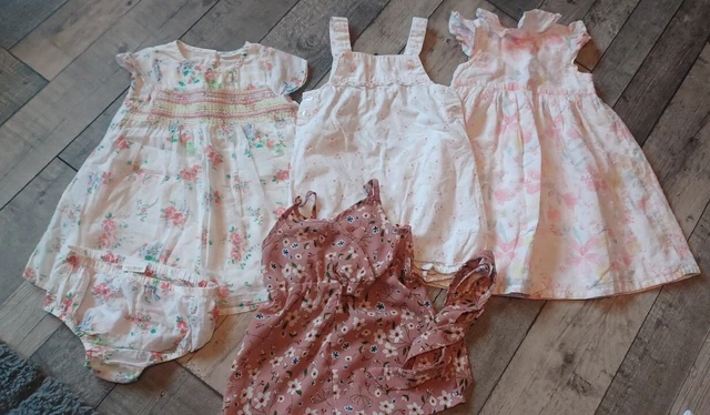 Pacchetto abbigliamento bambine età 9-12 mesi, successivo, mini club, ecc.