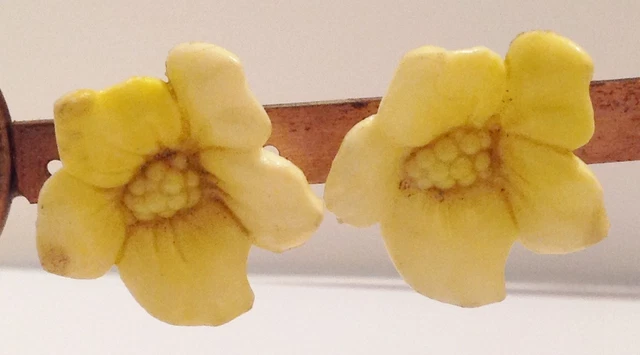 Boucles D'oreilles Clips Vintage Grande Fleur Jaune Paille - Modèle Ancien