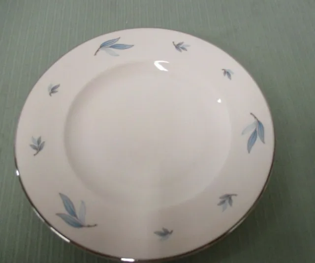 Vintage Syracuse Fine China CELESTE Pattern 8" Salad Plate White Blue Leaves