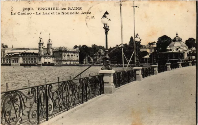 CPA Enghien-les-Bains - Le Casino - Le Lac et la Nouvelle Jetée (290700)