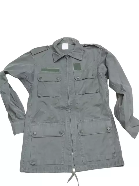 Veste kaki 4 poches armée française - Taille S  Tour de poitrine 88 cm 📌