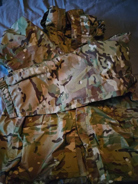 ECWCS Cold Wet Weather Rain Jacket Multicam OCP Medium Regular Layer 6 Gen III