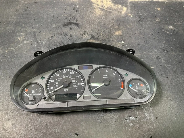 96-98 BMW Z3 E36 VDO SPEEDOMETER INSTRUMENT CLUSTER 69k MILES MANUAL OEM 96-98 BMW Z3 E36 VDO SPEEDOMETER INSTRUMENT CLUSTER 69k MILES MANUAL OEM