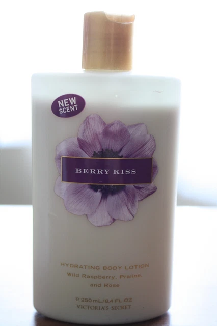 Victoria's Secret Berry Kiss Hydrating Body Lotion 8.4oz Raspberry Praline Rose