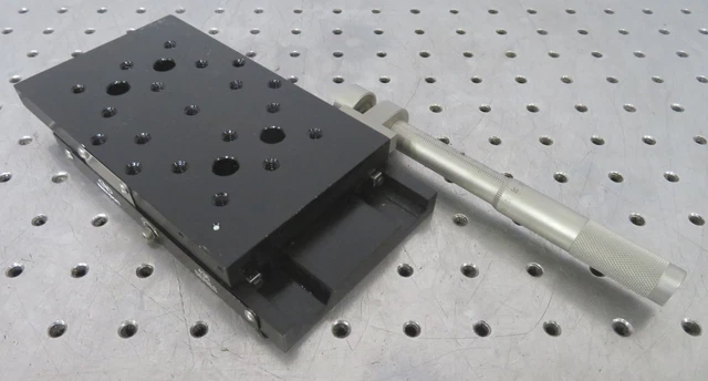 C186856 Newport 426 Manual Linear Translation Positioning Stage, SM50 Micrometer