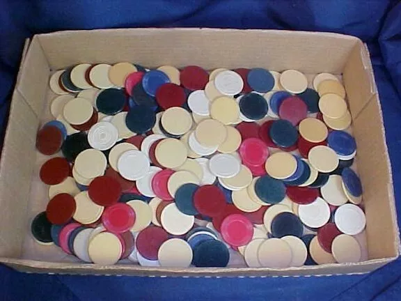 Collection Vintage Plastic Poker Chips Red White Blue 250+ Count