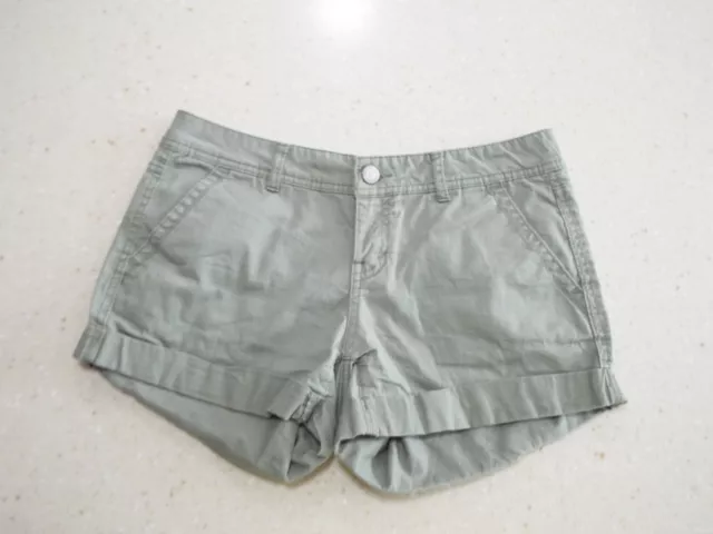 Aeropostale Midi Twill Shorts Women’s Size 6 Olive Green Cuffed VGC