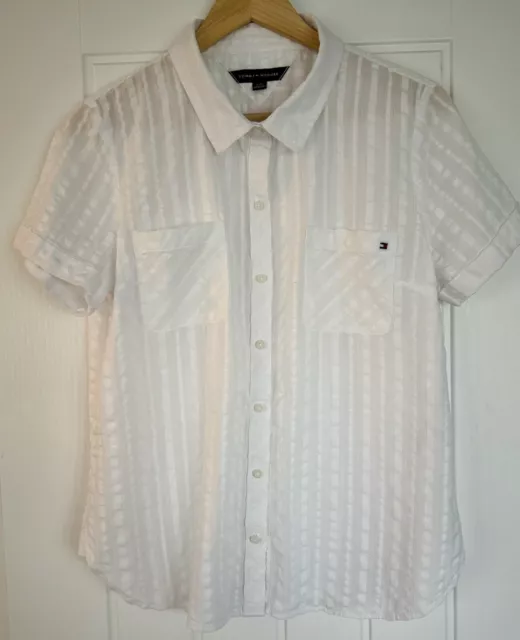 Tommy Hilfiger Ladies Short Sleeved Shirt. Size Large. (14-16). 100% Cotton.