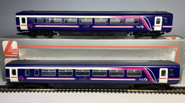 Lima 205050 Class 156 446 Dmu Re-Liveried To First Scotrail - Oo Gauge - Boxed