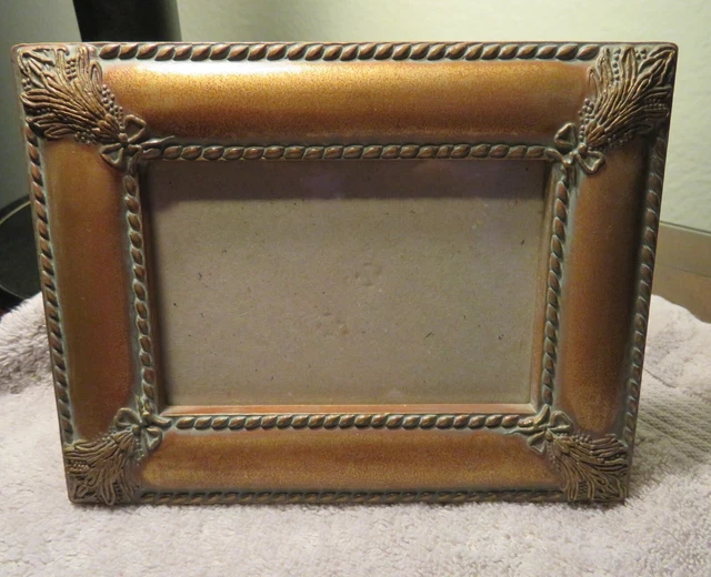 Vintage Photo Frame Burnished Gold - beautiful detail - no damage