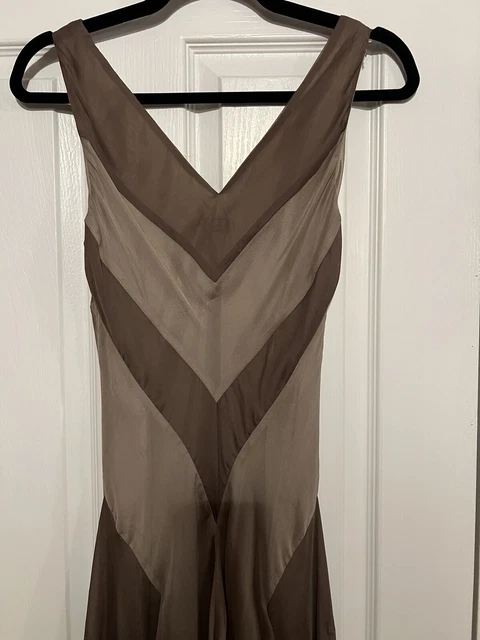 Aghi Di Seta Tulip THN-046E Taglia 10, Confezione Da 6: Aghi Per Tessuti Sottili, Finitura Lucida, Cucito Di Precisione, Made In Japan