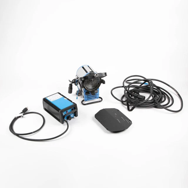 Arri D12 1200W HMI Fresnel Light System with Arri Electronic Ballast SKU#1661604 Arri D12 1200W HMI Fresnel Light System with Arri Electronic Ballast SKU#1661604