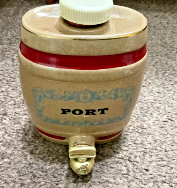 Rare colour VINTAGE ROYAL VICTORIA WADE POTTERY PORT BARREL DECANTER