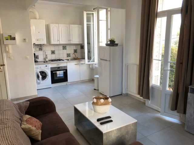 Appartement 2 pièces 34 m² Cannes -  (06400) - 198000 € 3