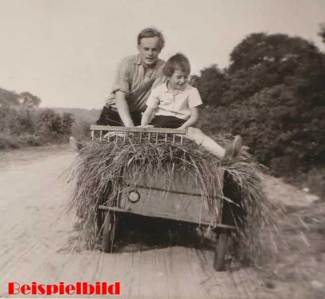 Alte Fotos Eltern Familie Kind Kinder Vintage Antik Schwarz/Weiss Fotografien