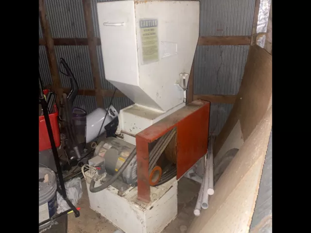 Polymer copper/plastic granulator 10 hp 3 phase + 13 hp gas motor 