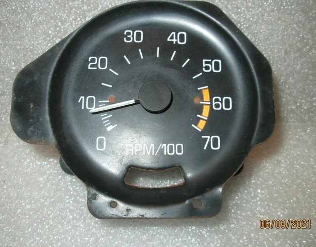 CHEVROLET CHEVY GMC TRUCK VAN CAR 1970s 1980s TACHOMETER TACH RPM GAUGE ...