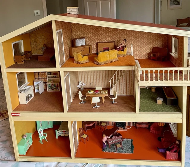 RARE** VINTAGE LUNDBY 1970's Three Storey Gothenburg Dolls House - Main Image