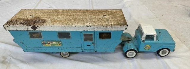 1960's Nylint Ford Mobile Home Truck & Trailer Camper Set #6600 With Furniture