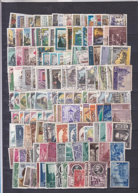 ITALIE   VATICAN lot de 135 vieux timbres obliteres   cote ???