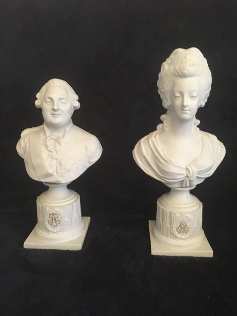 Paire de Biscuits Bustes Marie Antoinette  Louis XVI porcelaine SEVRES