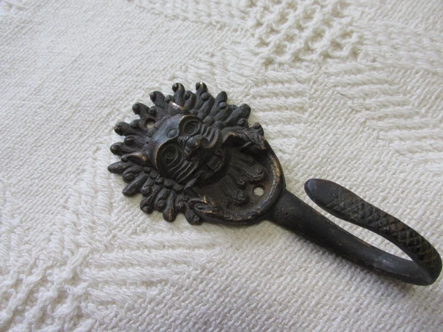 Antique H. W. Axford Victorian Brass Lion Head Hook Hanger Vintage Hardware