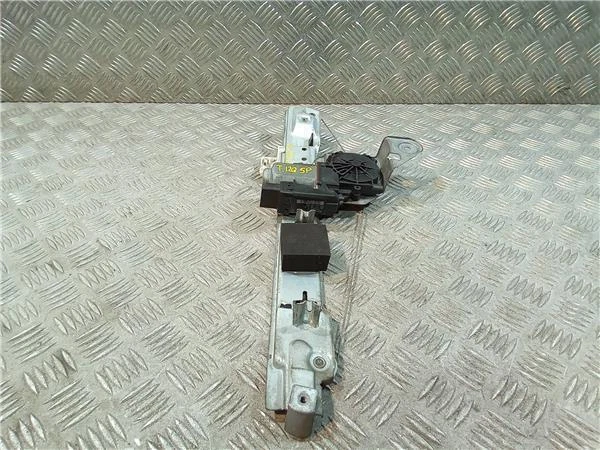 ALZACRISTALLO POSTERIORE SINISTRO Renault Megane II Berlina 5P (10.2002->) 1.9 C