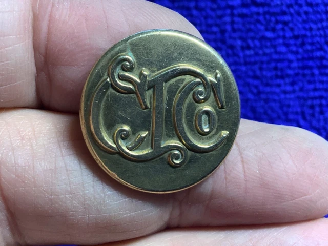 CONESTOGA TRACTION CO. (LANCASTER PA) 23mm GILT CONDUCTOR COAT BUTTON 1900 SMC