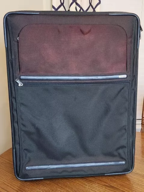 Tumi Suitcase Alpha 2 Med Trip Expandable 26” Black Red 2 Wheeled 22026D4